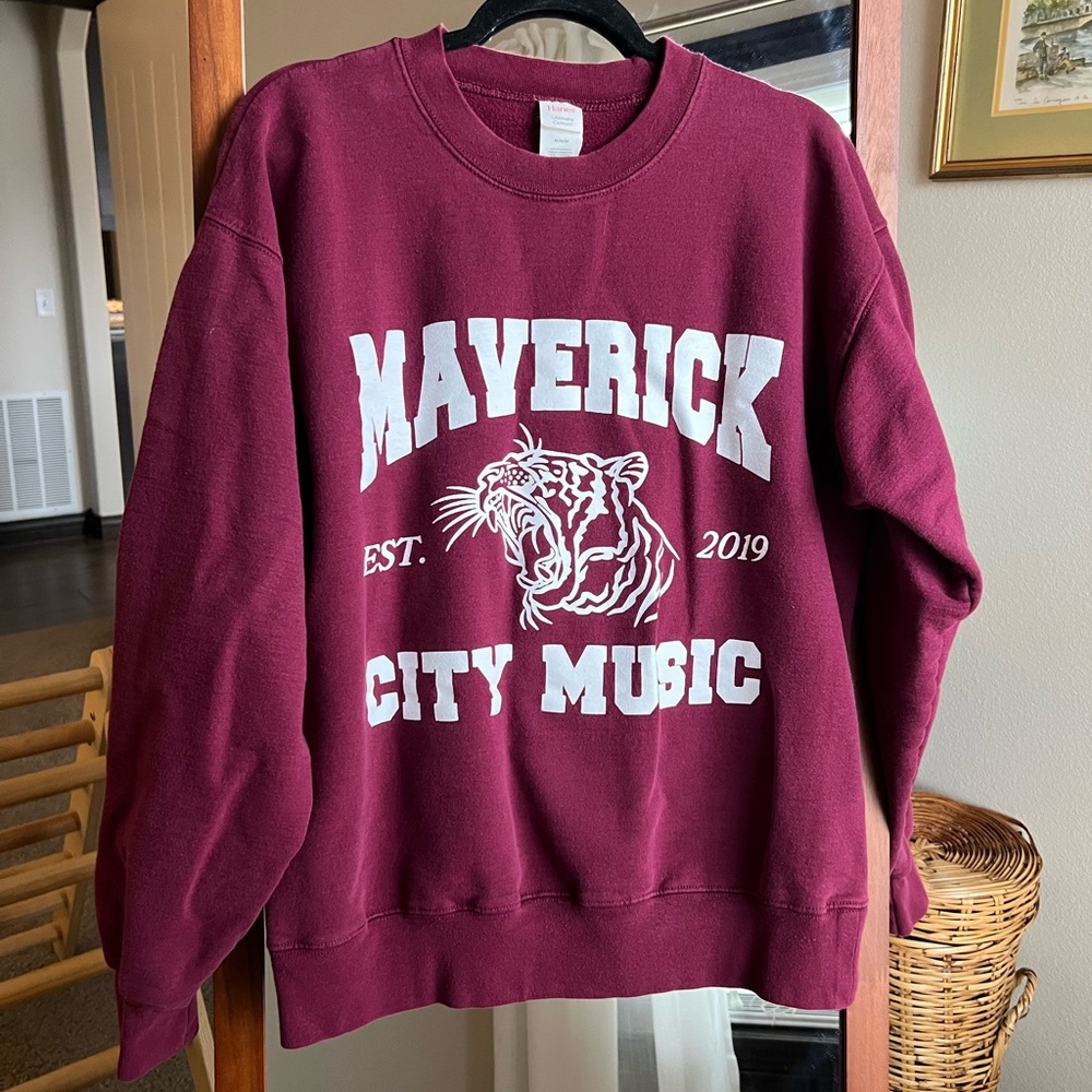 Maverick City Music Crewneck